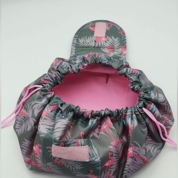Elle Green Flamingo Drawstring Makeup Organizer - Picture 2 of 5
